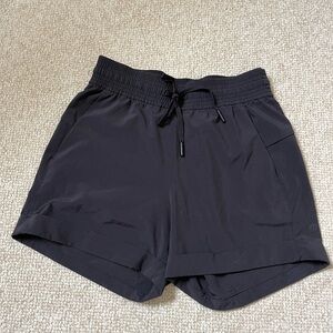 Lululemon spring break away shorts